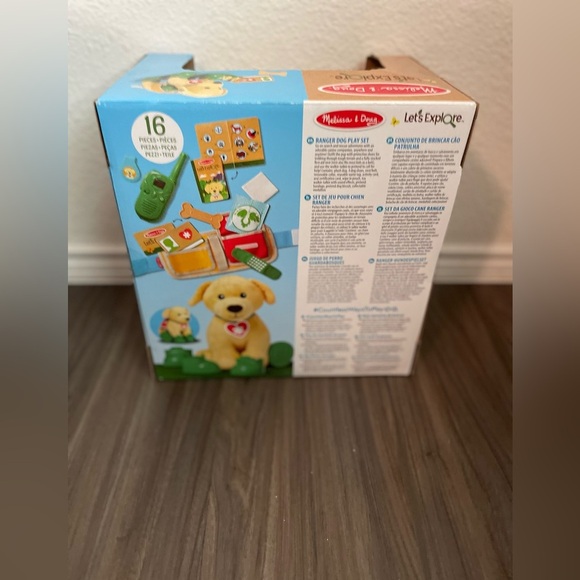 Melissa & Doug Let's Explore Ranger Dog Play Set 16 piece-NWT - Picture 3 of 6